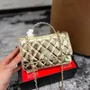 WOC Diamond Handle Luxury Tote Designer Women Shoulder Bag Patent Leather Rhemingle Gravering Alfabet Matelasse Chain Crossbody Bag Makeup Bags Dress Bags 19cm