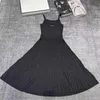 Podstawowe sukienki zwykłe projektant M Family 24 Wiosna/lato nowy styl A-Line Celebrity Knitte Dress 4pb8