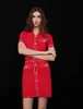2024 Vår/sommar stickad smal passform kort kjol ma je klänning elegans kvinnors röda