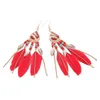 Kolczyki Dangle Bohemian etniczne czerwone pióro retro złoty kolor liści długi frędzle wiszący dla kobiet imprezowy prezent biżuterii