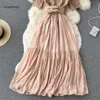 Elegante nieuwe zomer vrouwen staan ​​kraag lange jurk vintage vrouwelijk kanten lozwerk Empire Slim Fairy met riem 2022