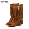 Kapcie Eilyken Designer Fringe Winges But Sandals Woman Heels Otwarte palce na imprezę buty balowe 2023 Seksowne zamkiwane pompki żeńskie