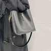 Handtasche Leder Bucket Bag Luxurys Umhängetaschen LE 37 Designertasche Glänzende Damenmode Cross Body Umhängetaschen Tote 2-in-1 Mini Wallet Pur
