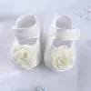 Dentelle Perle Arc Bébé Fille Premiers Marcheurs Chaussures Souples Petite Princesse Blanc Bébé Chaussures Satin Fleur Chaussures Nouveau-Né Mocassins Chaussures