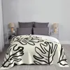 Blankets Flower Textured Plaid European Blanket Lightweight Breathable Decorative Bed Throw For Easy Care Machine Affordable