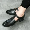 Sapatos de vestido Misalwa Pointy PU Couro Homens Plus Size Formal Business Verão Respirável Festa Elegante Mocassins