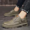 Scarpe eleganti Stilista per capelli Senso da uomo Stile britannico Abbigliamento formale da lavoro Uomo alla moda Traspirante Fondo morbido Alluce Casual Pelle