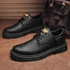 Scarpe eleganti Stilista per capelli Senso da uomo Stile britannico Abbigliamento formale da lavoro Uomo alla moda Traspirante Fondo morbido Alluce Casual Pelle