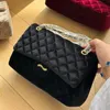 Lyxväska sammet cc väska kvinnor crossbody väska quiltad handväska designer handväska axel väska hårdvara kedja pocket mini mynt plånbok kortklipp