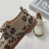 Notes de carnet Chaussures pour enfants 2021 Spring New Garçons and Girls Retro Leopard Print Small Le cuir Chaussures Kid Fashion Round Headred Bean Single Shoes