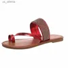 Sandales Sandals Femmes Flats Casual Summer Shoes 2023 Nouvelle robe de mode tongs Flops Beach Bohemian Femme Home Tlides H240403MG54