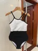 Bikini designer Set da bagno a due pezzi Summer Bikini per donne Designer Swimsuits Luxury Bikini Sexy Bikini Swimsuits Studio da bagno Beach Holiday con scatola di alta qualità