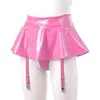 Abiti sexy urbani Short da donna sexy Minonkirt Look bagnato Clubwear Brivella lucida Mini gonna in pelle incorporata in gamba integrata cinghia di giarrettiera Clip di metallo 240403