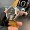 Os relógios de pulso de luxo de panerei relógios relógios de tecnologia suíça do tipo de relógio de relógio mais automático da marca Itália Sport Sportwatches CGPB