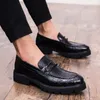 Casual Shoes Men Leather Outdoor Formal Business Men's Fashion Black Retro Slip-On Mens Loafers Zapatos Hombre