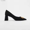 Chaussures habillées Traf Office Lady High Heels 2024 Classics d'été Square Metal Ring Femmes noires pointues Pompes à talons pour H2404035YZ1