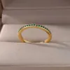 2pcs anneaux de mariage mini zircon anneaux verts pour femmes