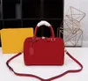 Luxurys Designer Umhängetaschen Männer Frauen echte Lederkissenbeutel Handtaschen Lady Classic Capacity Geldbörsen Totes Taschen Brieftaschen C11 für rot