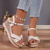 Sandales Sandals Femmes High Heels Chaussures Summer Plateforme Placers Slippers 2024 Designer New Dress Flip Flops Pumps Slides Femme J240402
