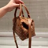 Stylish handbag Crossbody bag detachable belt High-end leather material, simple and beautiful Free shipping Woven bag