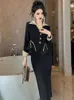 Robes de travail Black Business Formal Occasion 2 Pieces Tapisseaux Femmes Elegant Tops Coat Blazer Costume et Jupe crayon à taille haute