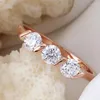 Cluster anneaux bijoux de mode pour femmes cubiques zircone argent couleur charme de couleur romantique anneau de mariage nuptial anello 1033