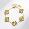 4 Fyra Leaf Clover Luxury Designer Jewelry Set Diamond Shell Fashion Armband örhängen Halsband VA