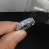2PCSウェディングリングHuitan Luxury Wedding Band Promise Rings for Womenユニークな三角形のCubic Zirconia Design Top Quality New Trendy Jewelry Dropship