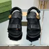 Tasarımcı Terlik Erkek Kadın Ayakkabı Gu CI Sandalet Yüksek Kaliteli Platform Kaydırıcılar Altın Toka Baskı Deri Kanca Döngü Ayakkabı Kapiteli Yaz Plajı Günlük 35-40