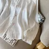 Camicette da donna Camicia temperamento bianco primavera Donna 2024 Camicetta a maniche lunghe ricamata in stile cinese Vintage Ladies Office Casual Button Up
