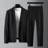 2pcs Männer Blazer Hosen Set Spring Fashion Anzug Streifen Falten Langarm Turnenkragen Jacke Kordelstringhose für Hochzeit 240326