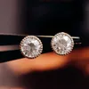 Ronde Moissanite Diamond Stud -oorbellen in 14k gele gouden mode -sieraden vrouwen