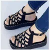 Slippers Women's Rivet Sandals 2023 Été Nouvelle plate-forme de mode romaine High Heels Casual Sports Beach Wedge Sandales Chaussure Femme