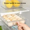 Lagringsflaskor automatiska rullande ägg rackhållare lådan plastkorg container dispenser arrangör garderob för kyl kök