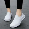 Fitness sapatos meias mulheres malha malha casual sloafers de sola grossa de verão tênis de caminhada de sola mole de soldados