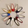 25 Color Slaafers Candy Colors Casual Flat Schuhe für Frauen modischen Leichten Gehen Komfortable Freizeit 36 43 240326