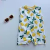 Rompers 2023 Summer New Baby Cute Fruit Cartoon Cartoon Frumper Boy Girl Sleeveless Casual tute per abiti da bambino per bambini 0-24m L240402