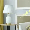 Bordslampor Outela Ceramic Desk Lights Luxury Modernt modernt tyg för foajé vardagsrumskontor Kreativ säng el