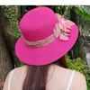 Wide Brim Hats Fashion Femmes Summer Sun's Sun Hat Bucket Beaut Beige Bowknot Fleurs Ruban Plat Top Paille Caps de plage Panama Cadeau