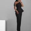 Pantaloni da donna a due pezzi da ufficio abbigliamento da ufficio elegante un set di spalla per un outfit da banchetto formale con design a collo inclinato.