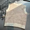 24SS Loewew Tank Deisnger Beige Croptop Knits Tees Upgraded Version T Shirts ärmlös väst