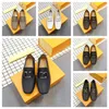 2024 Handgemaakte designer Men Loafers Luxe Echt lederen casual schoenen Comfortabele zachte rijschoenen Warm vacht plus kantoormocassins