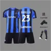 フットボールジャージーミラノサイズInter Lautaro Lukaku Adult and Children S半袖トレーニングスーツセットHort Leeved Uit et