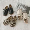 Notes de carnet Chaussures pour enfants 2021 Spring New Garçons and Girls Retro Leopard Print Small Le cuir Chaussures Kid Fashion Round Headred Bean Single Shoes