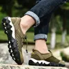 Casual Shoes Män till salu 2024 Lace Up Men's Vulcanize Autumn Net Grid lågklackad andningsbara utomhusdokumente Sneakers