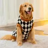 犬のアパレル冬のベストチェックパターン2脚デザイン服