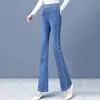 Hög midja flare jeans för kvinnor avslappnad broderad smal denim byxa vår höst pantalones koreansk sträcka rak vaqueros 240403