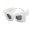 Zonnebrillen trendy kattenoog vrouwen punk zachte bont fluwelen zonnebril dames uv400 tinten handgemaakte bril gafas de sol