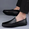 Casual schoenen 2024 Handgemaakte heren Echte lederen mannen Loafers Comfy mocassins All-match rijschoen