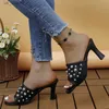 Chaussures habillées femmes sandales dames talons carrés élégants pantoufles d'été à l'extérieur blanc noir en cuir noir glisses de mode femme h240403uptm